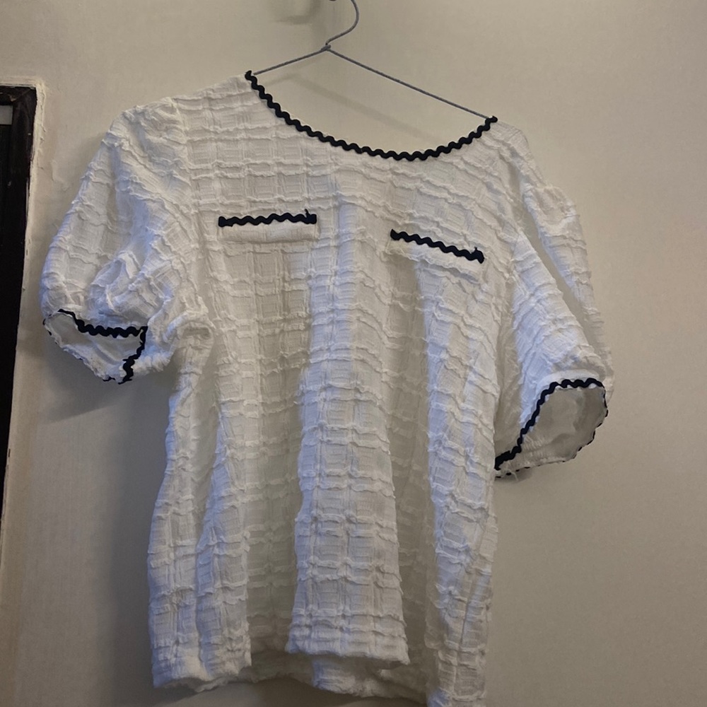 Korean style top(bought it from South Korea) - Picture 1 of 2